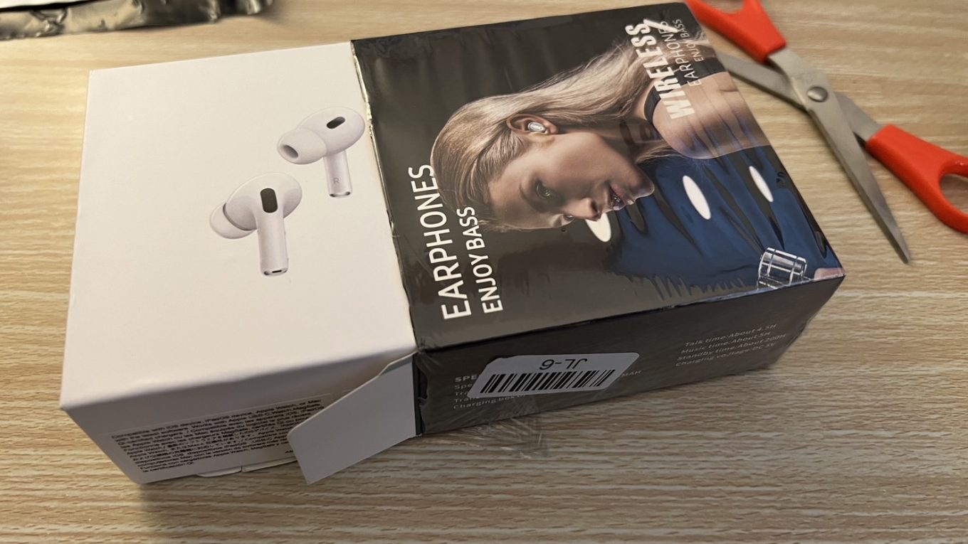 Counterfeit Airpods Pro
